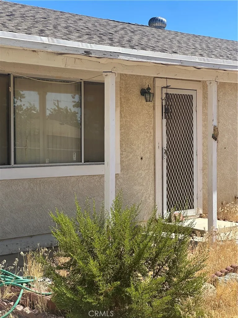 17821 Longmeadow Palmdale, CA 93591