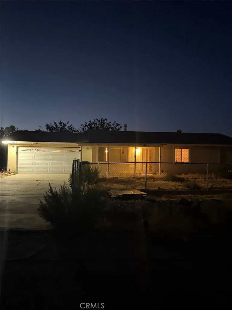 17821 Longmeadow Palmdale, CA 93591