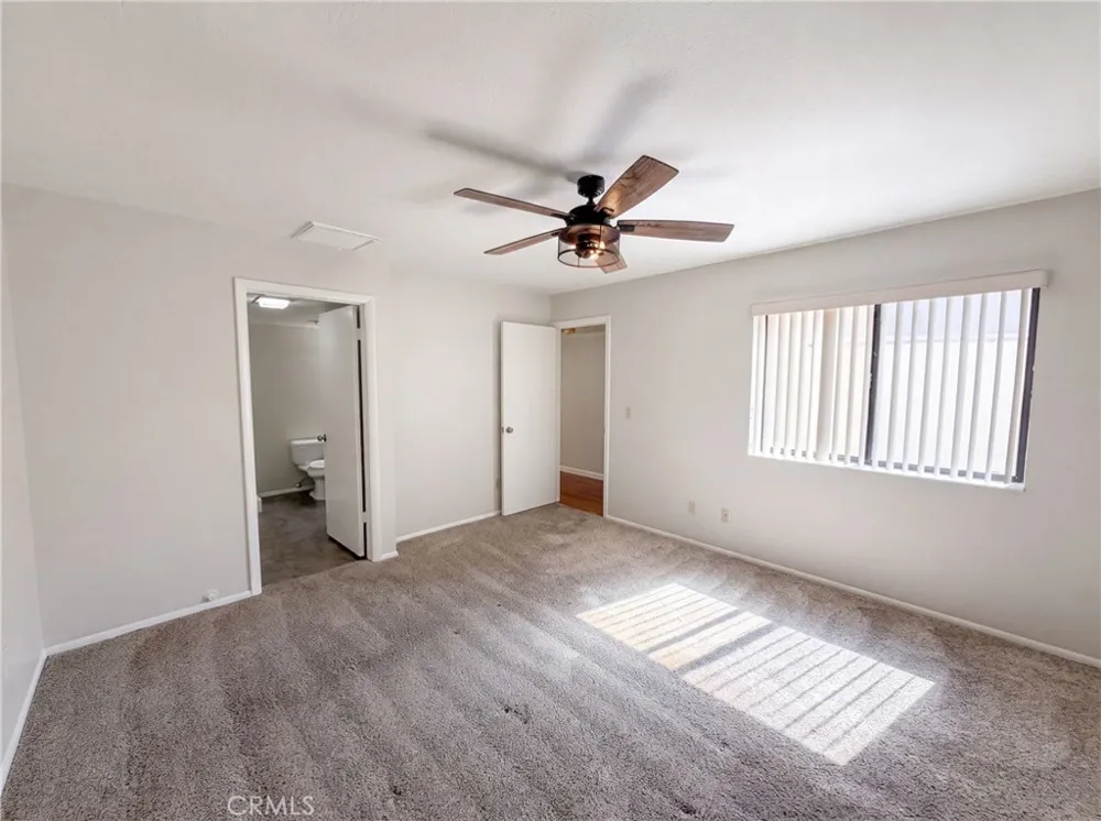120 Willow Lake Palm Desert, CA 92260