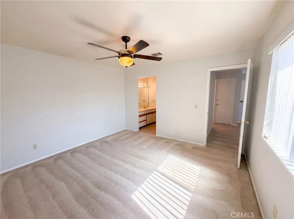 120 Willow Lake Palm Desert, CA 92260