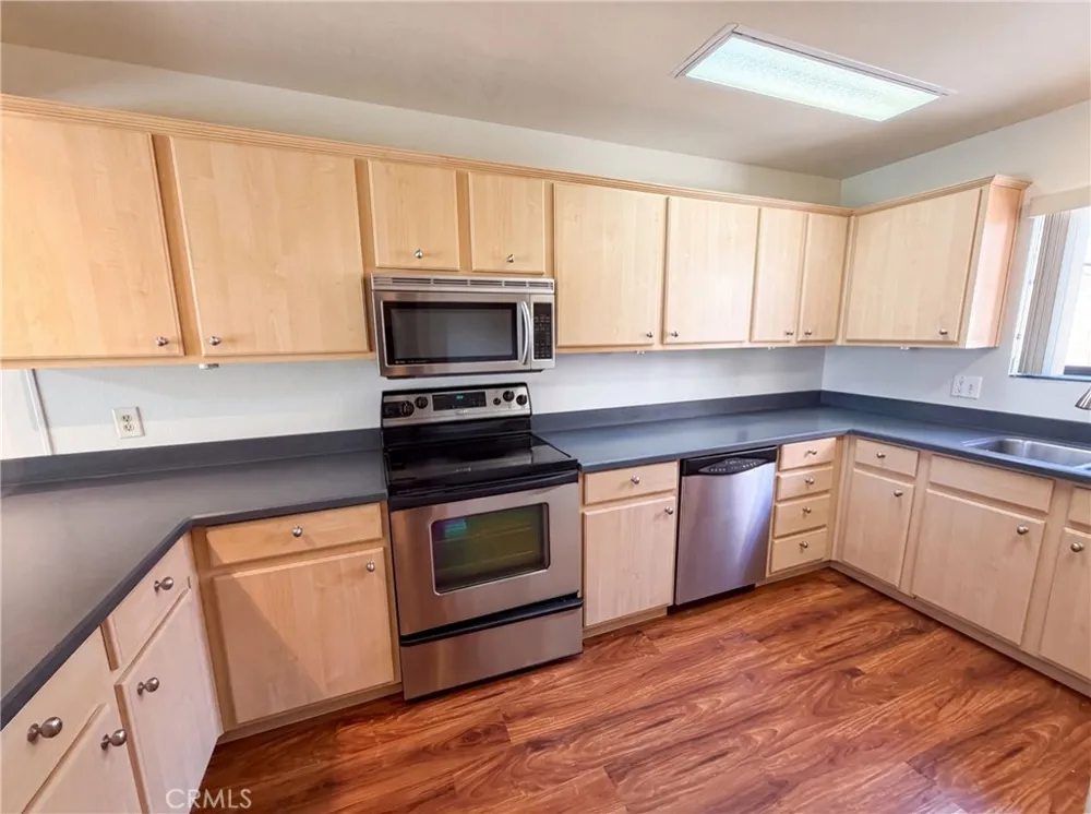 120 Willow Lake Palm Desert, CA 92260