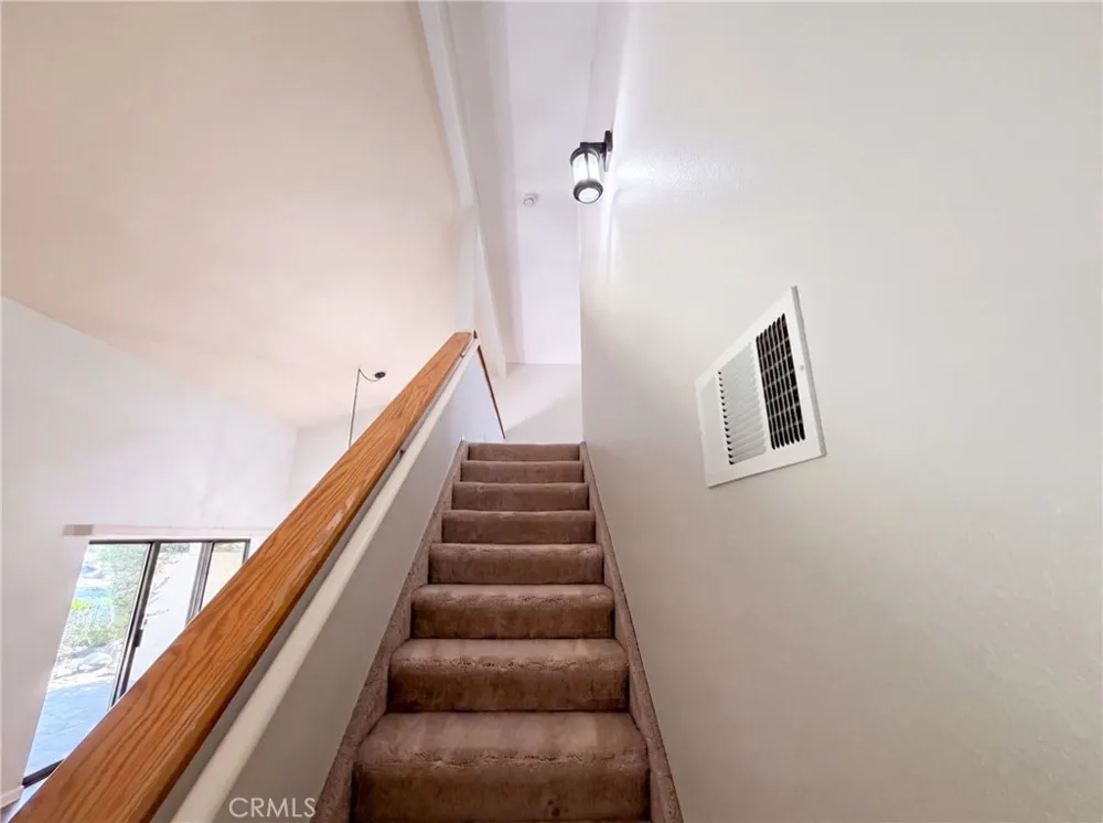 120 Willow Lake Palm Desert, CA 92260