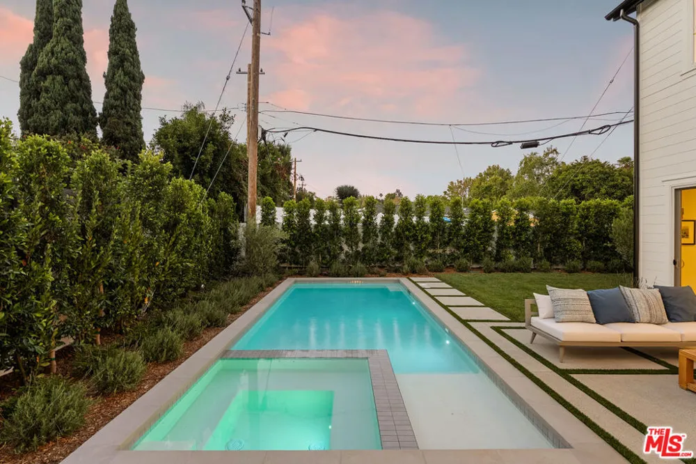 9521 Cattaraugus Avenue Los Angeles, CA 90034