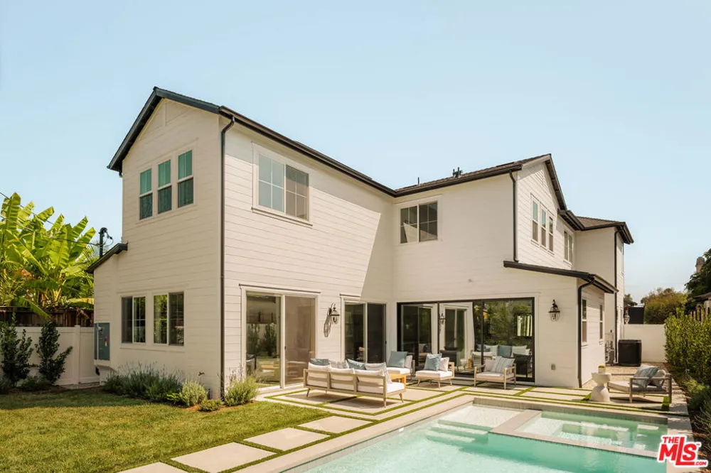 9521 Cattaraugus Avenue Los Angeles, CA 90034