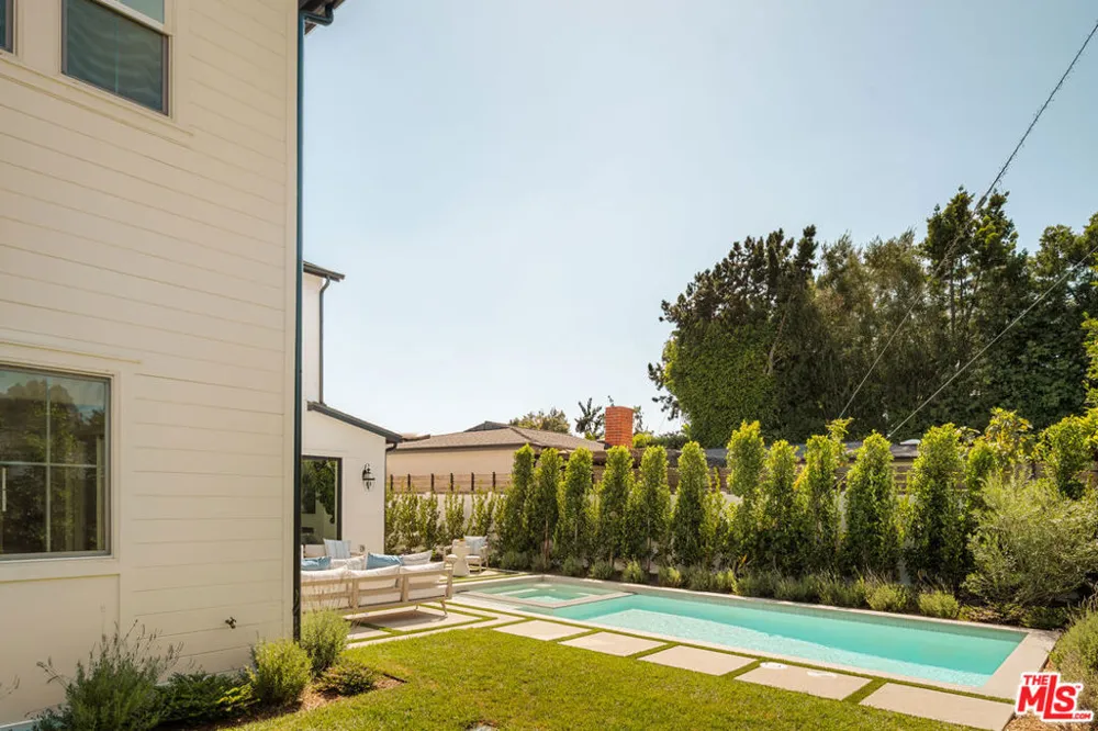 9521 Cattaraugus Avenue Los Angeles, CA 90034