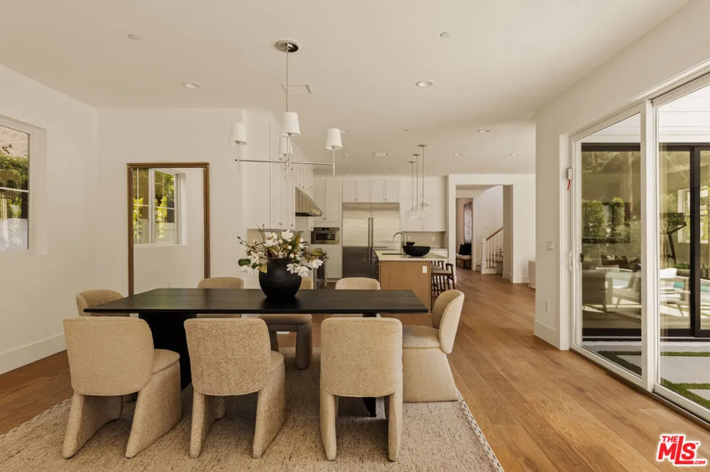 9521 Cattaraugus Avenue Los Angeles, CA 90034