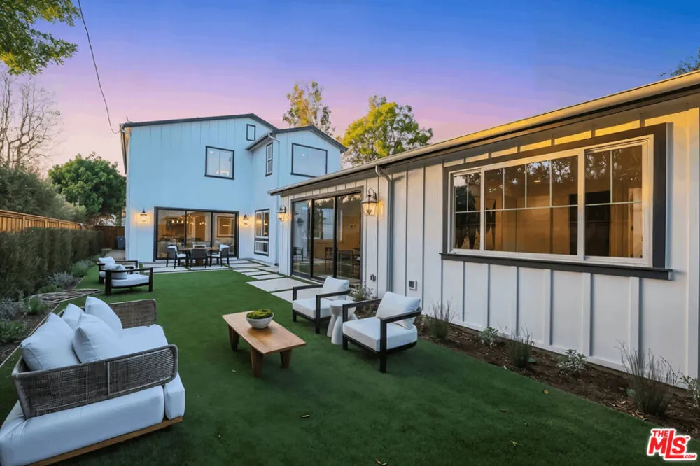 4328 Wilkinson Avenue Studio City, CA 91604