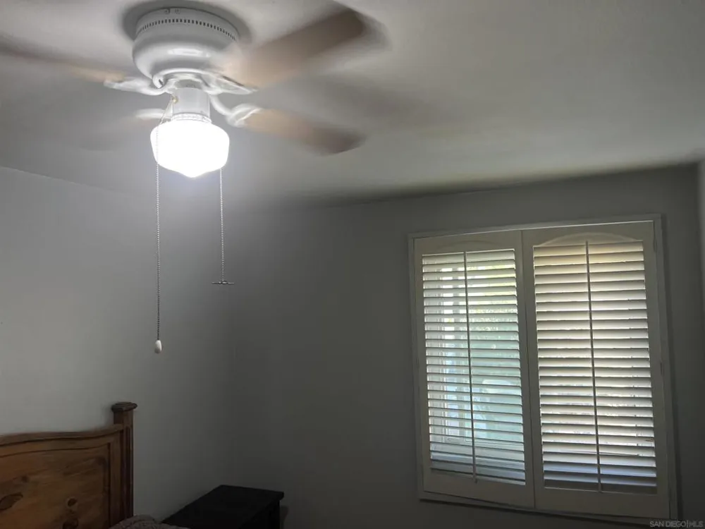 6161 Horton Dr. La Mesa, CA 91942