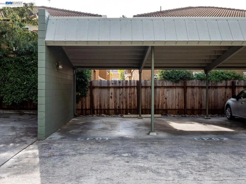1458 Hudson Street #107 Redwood City, CA 94523