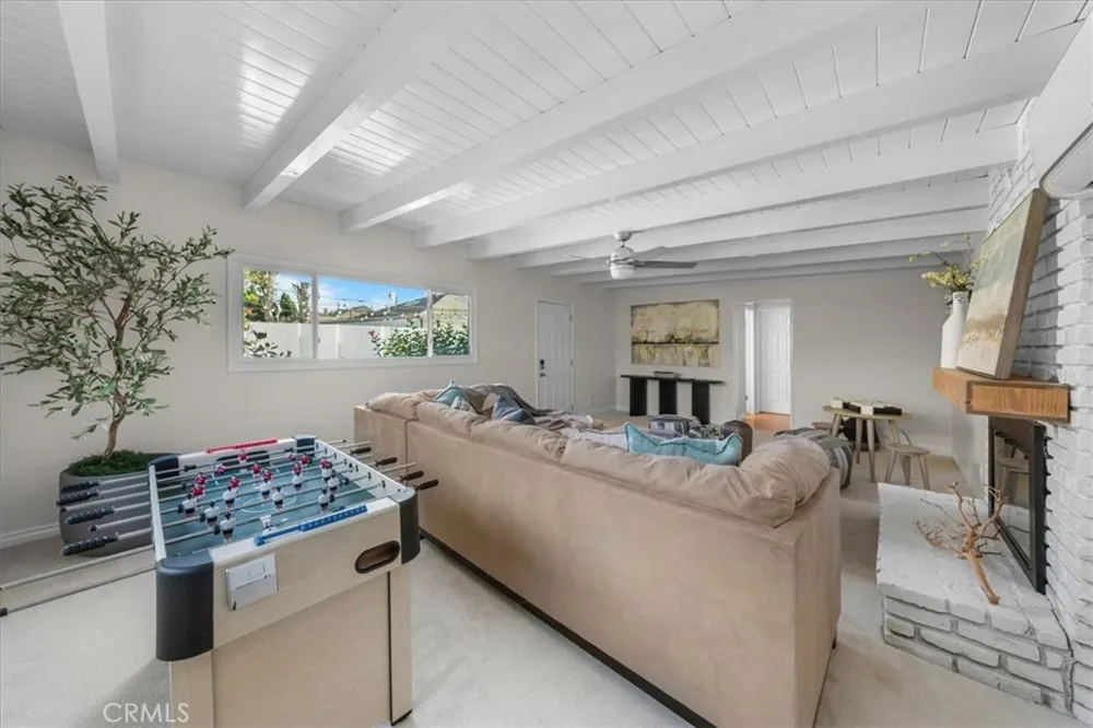15512 Ermanita Gardena, CA 90249