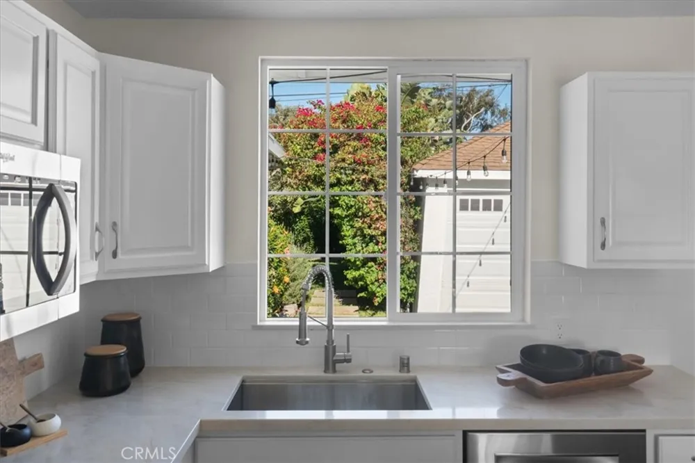 15512 Ermanita Gardena, CA 90249