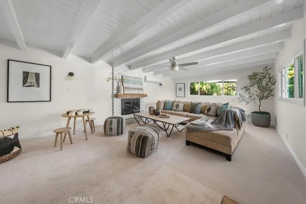 15512 Ermanita Gardena, CA 90249