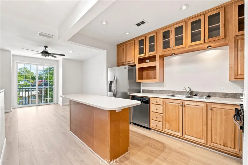 409 Harriet Lane West Sacramento, CA 95605