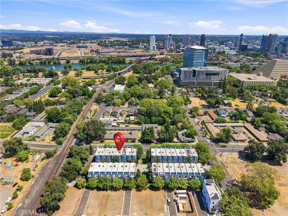 409 Harriet Lane West Sacramento, CA 95605