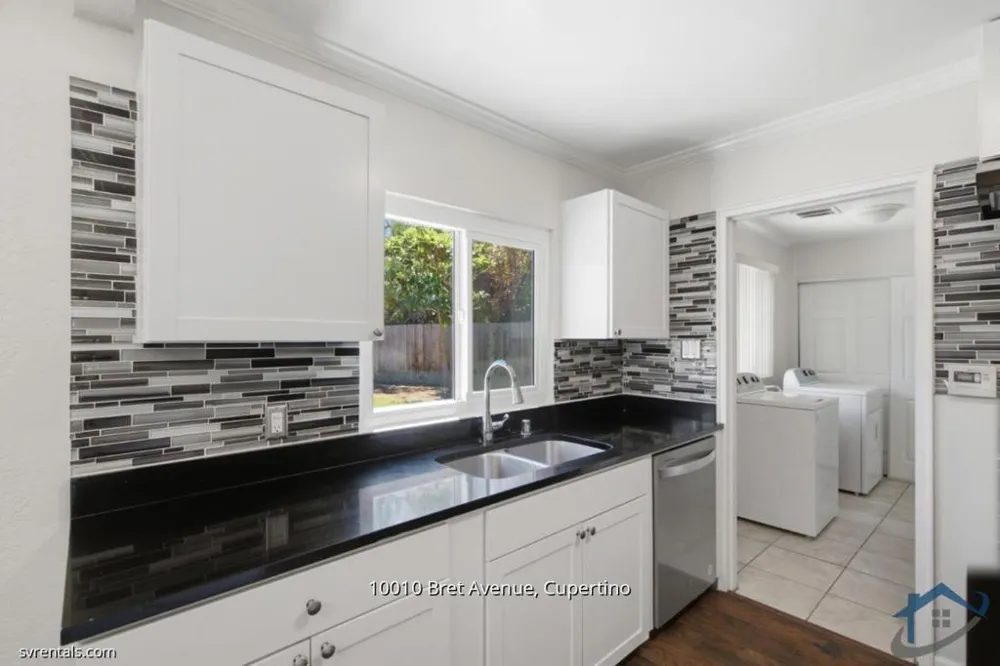 10010 Bret Avenue Cupertino, CA 95014