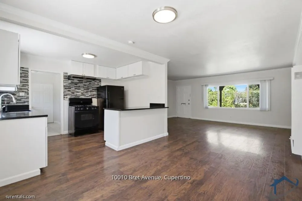 10010 Bret Avenue Cupertino, CA 95014