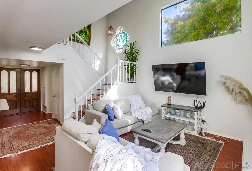 619 Maze Glen Escondido, CA 92025