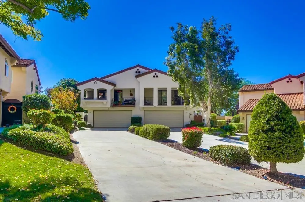 619 Maze Glen Escondido, CA 92025