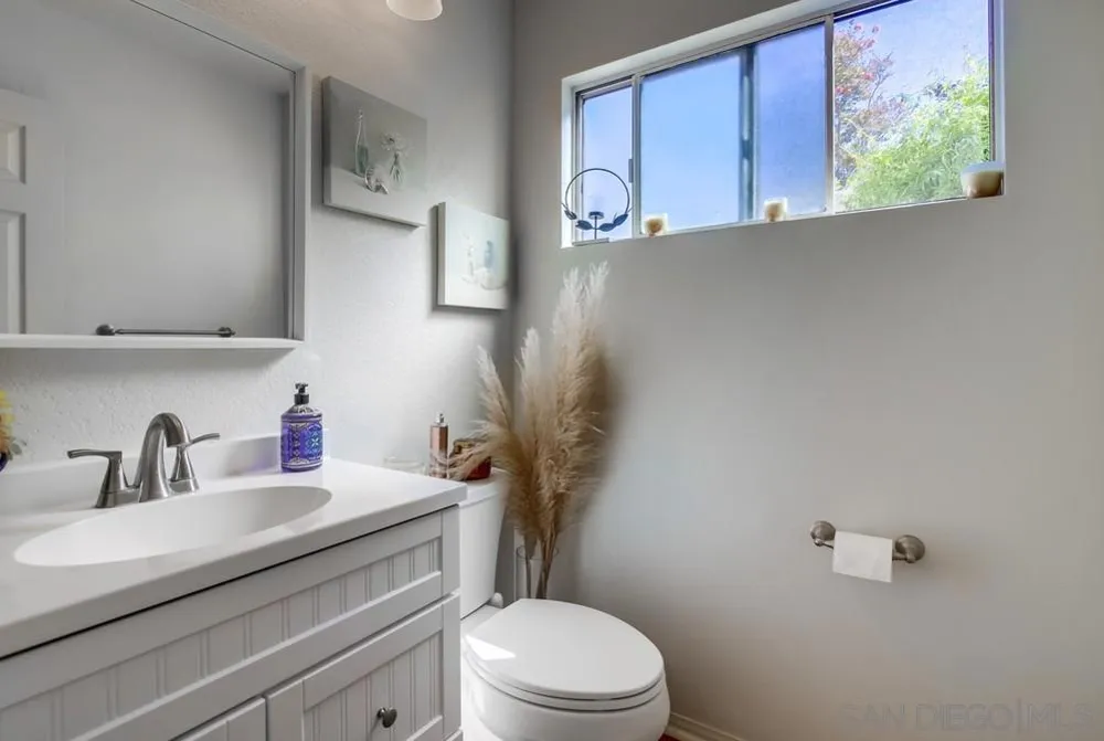 619 Maze Glen Escondido, CA 92025