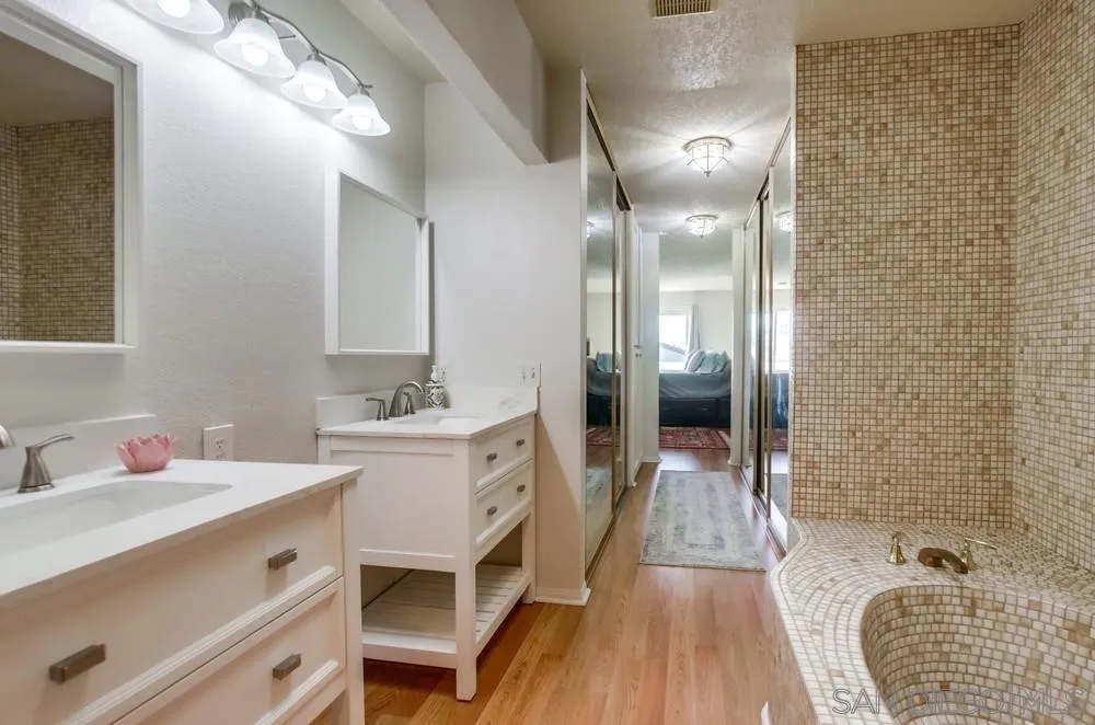 619 Maze Glen Escondido, CA 92025