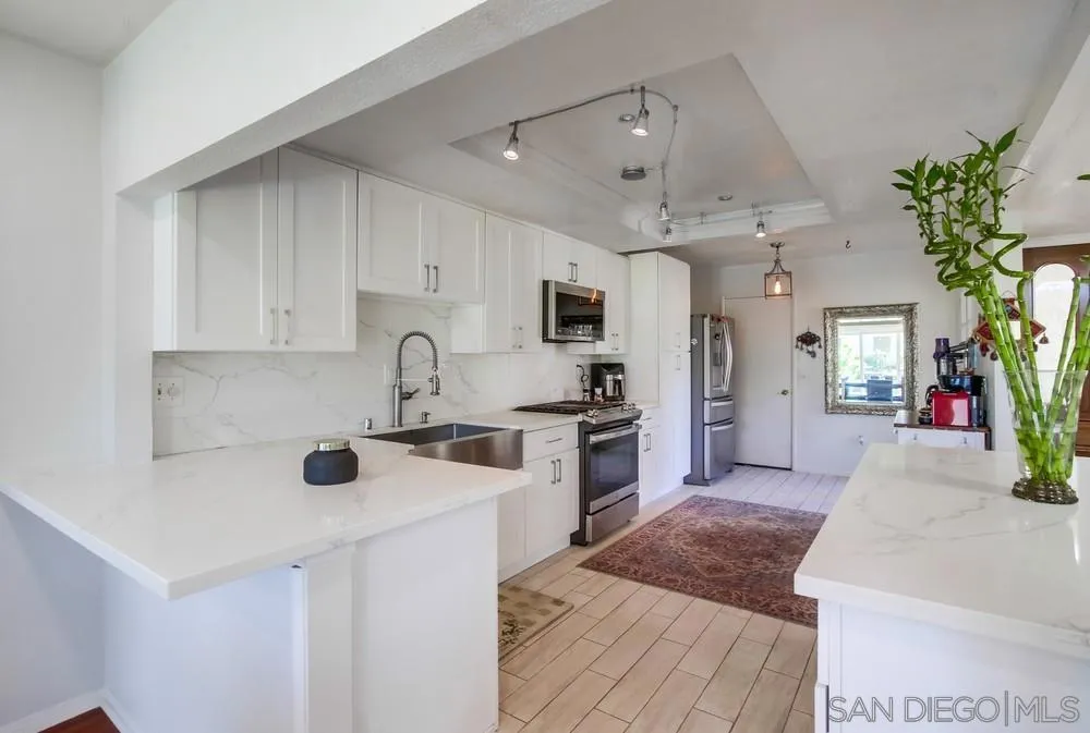 619 Maze Glen Escondido, CA 92025