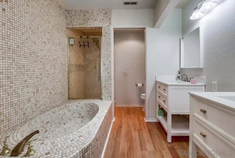 619 Maze Glen Escondido, CA 92025