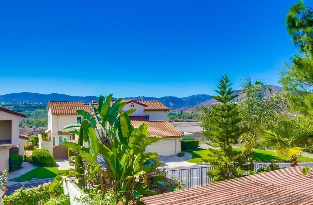 619 Maze Glen Escondido, CA 92025
