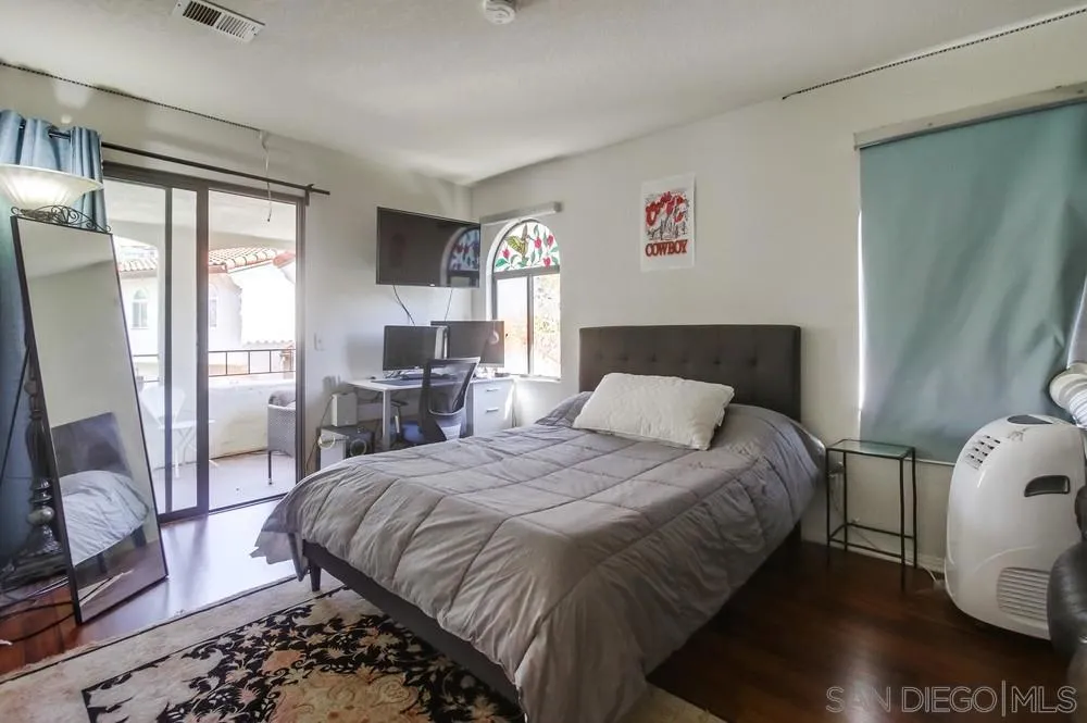 619 Maze Glen Escondido, CA 92025