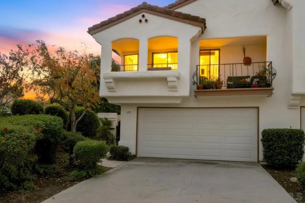 619 Maze Glen Escondido, CA 92025