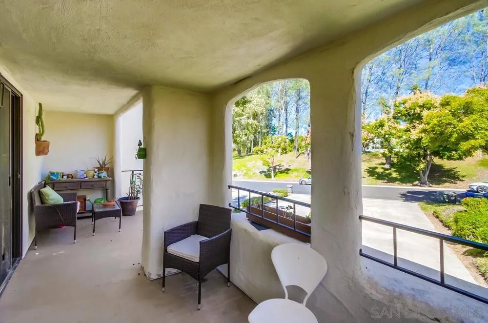 619 Maze Glen Escondido, CA 92025
