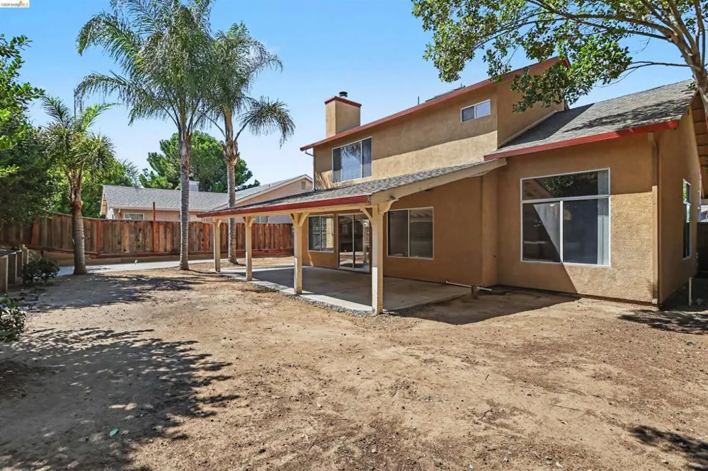 4674 La Vista Dr Oakley, CA 94561