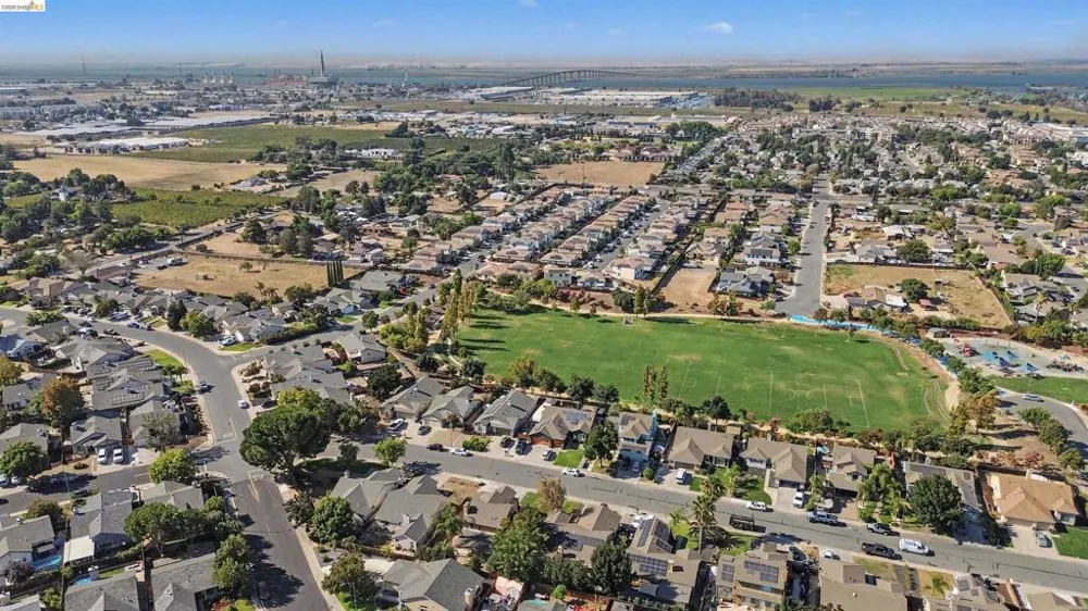 4674 La Vista Dr Oakley, CA 94561