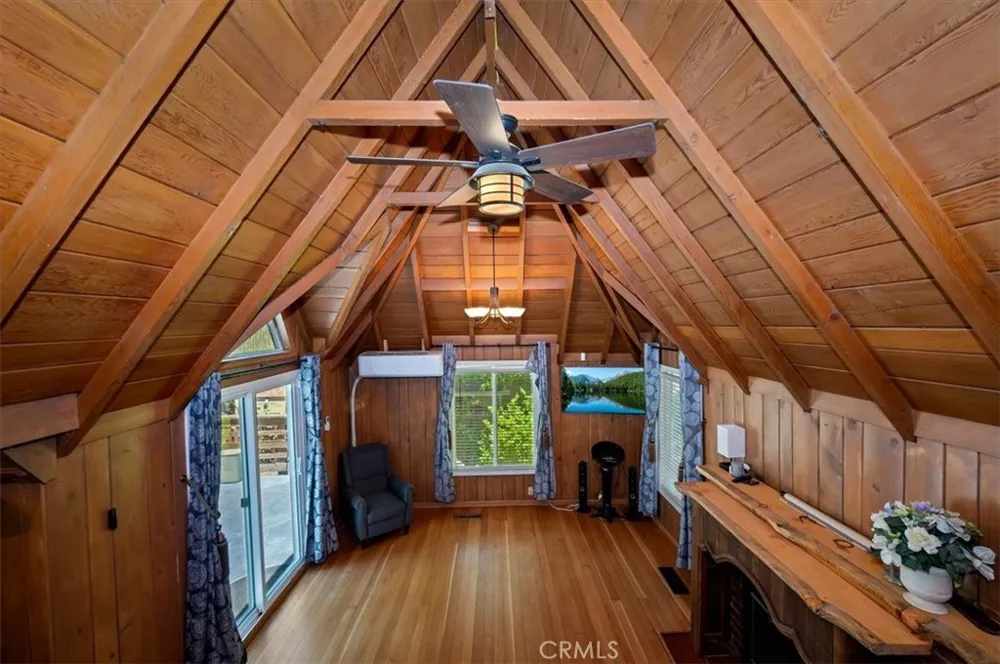 311 Hemlock Lake Arrowhead, CA 92352