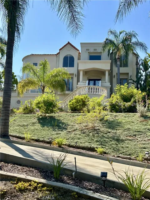 6041 Calle Mirador