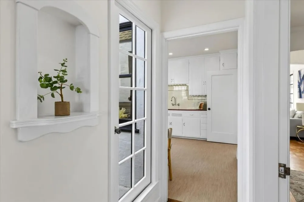 181 Dartmouth Street San Francisco, CA 94134