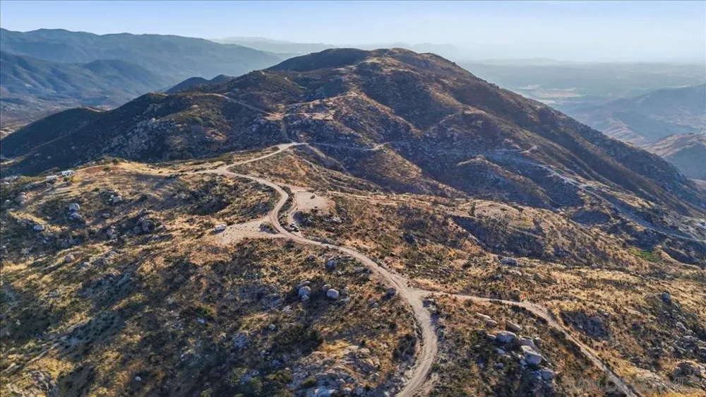 Carefree Rd Banning, CA 92220