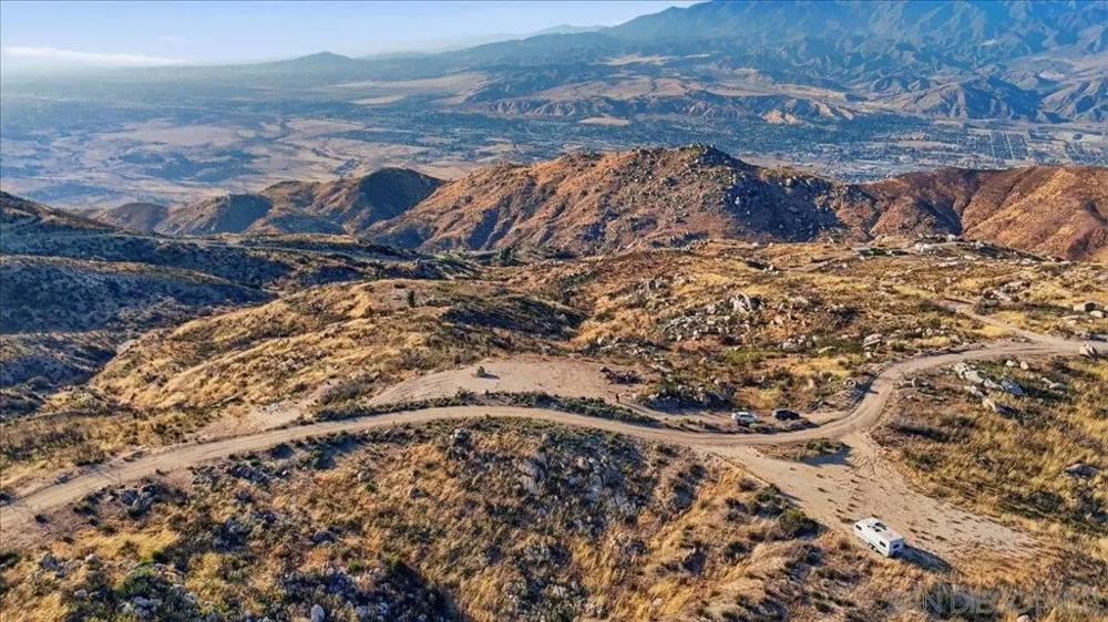 Carefree Rd Banning, CA 92220