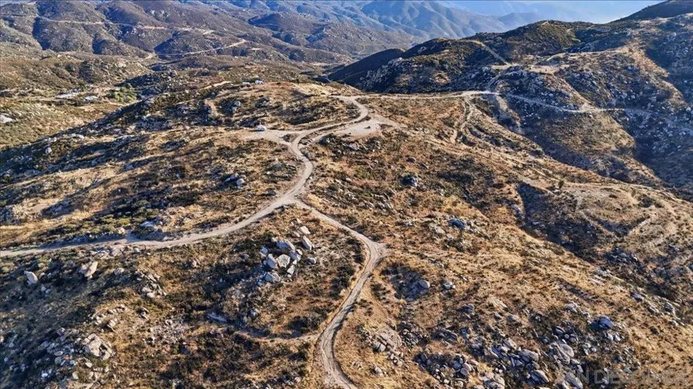 Carefree Rd Banning, CA 92220