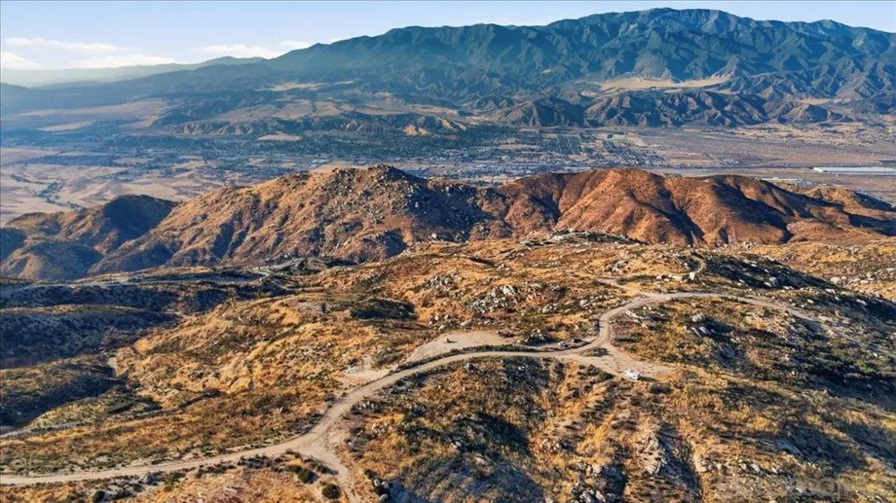 Carefree Rd Banning, CA 92220
