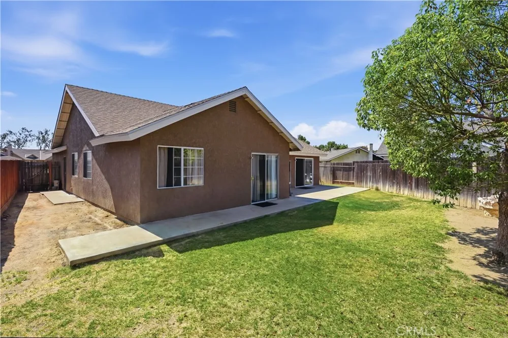 12218 Kumquat Chino, CA 91710