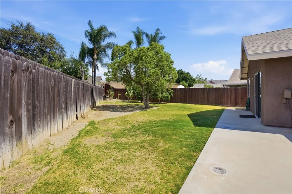 12218 Kumquat Chino, CA 91710