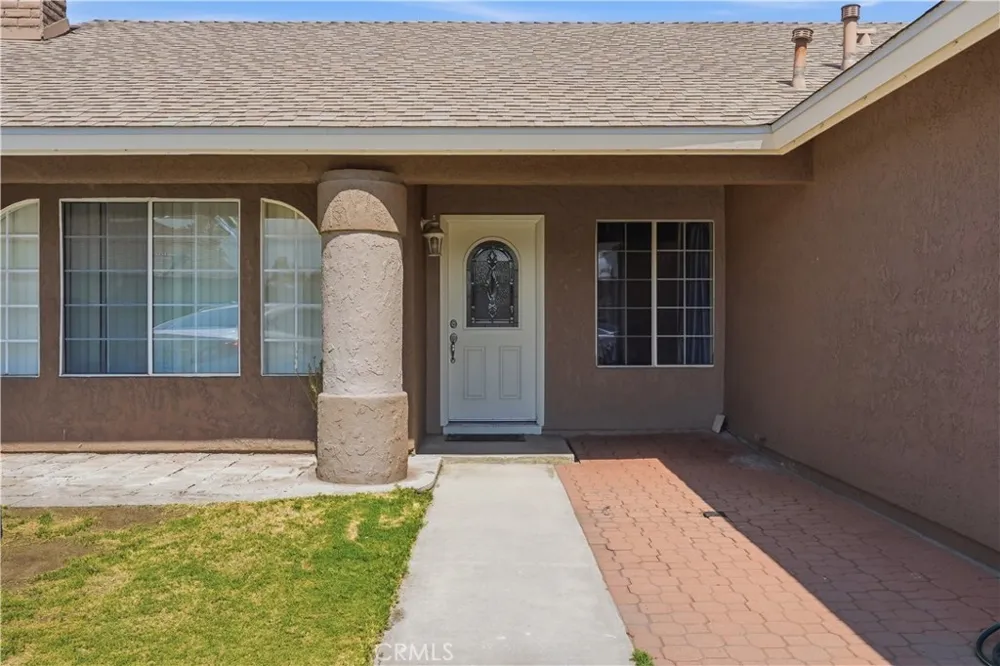 12218 Kumquat Chino, CA 91710
