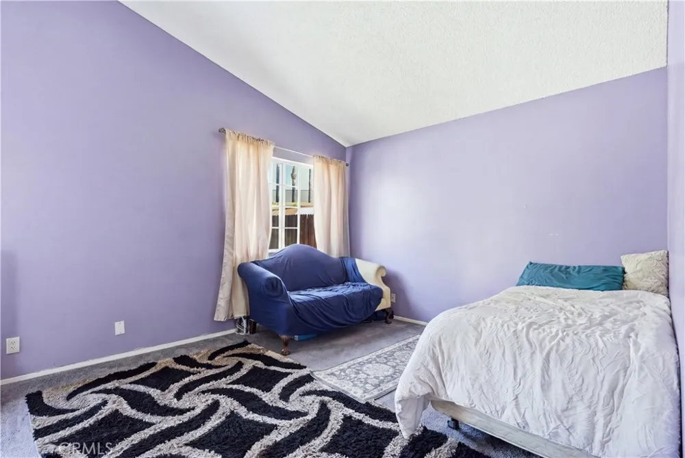 12218 Kumquat Chino, CA 91710