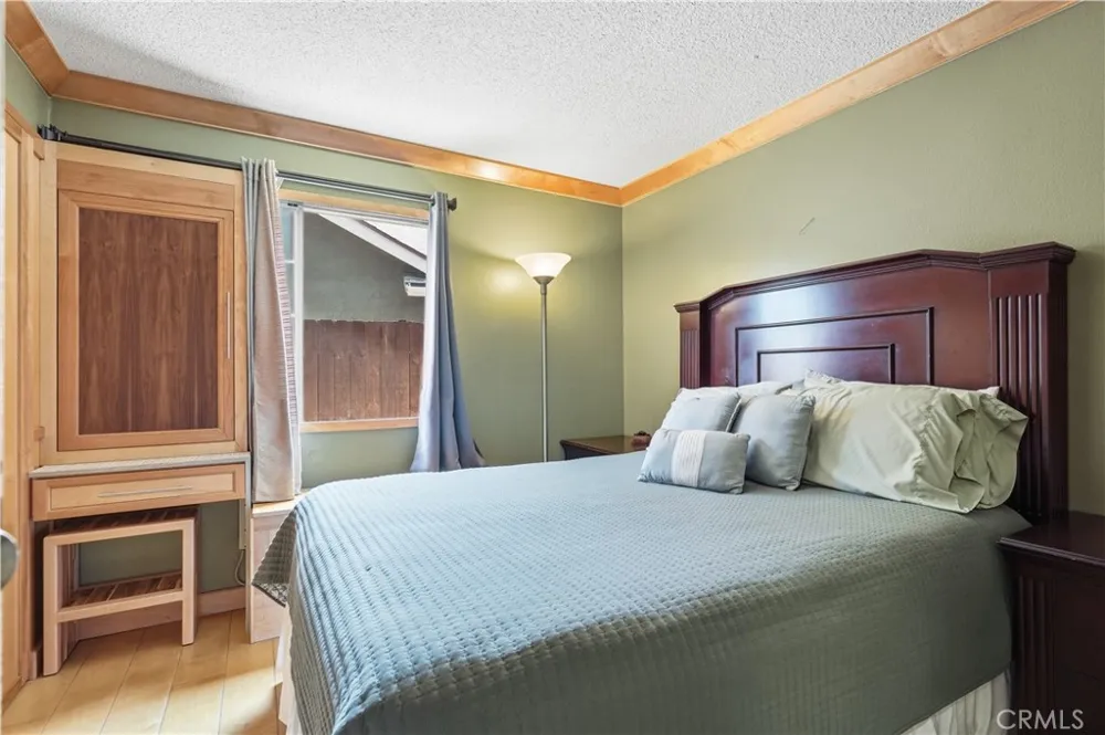12218 Kumquat Chino, CA 91710