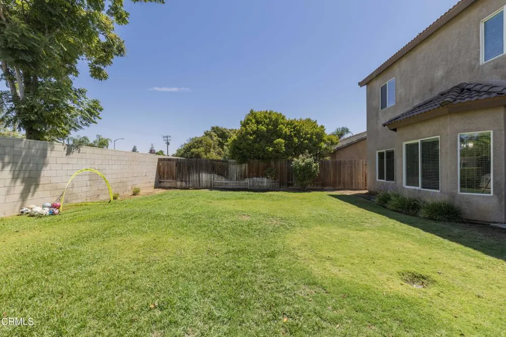 11418 Pacific Harbor Avenue Bakersfield, CA 93312