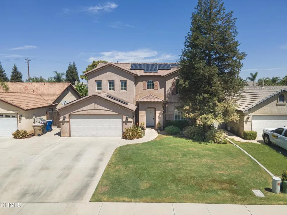 11418 Pacific Harbor Avenue Bakersfield, CA 93312