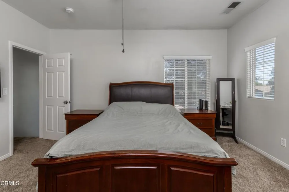 11418 Pacific Harbor Avenue Bakersfield, CA 93312