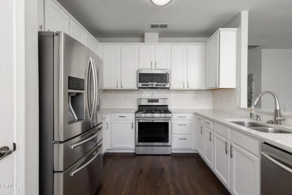 11418 Pacific Harbor Avenue Bakersfield, CA 93312