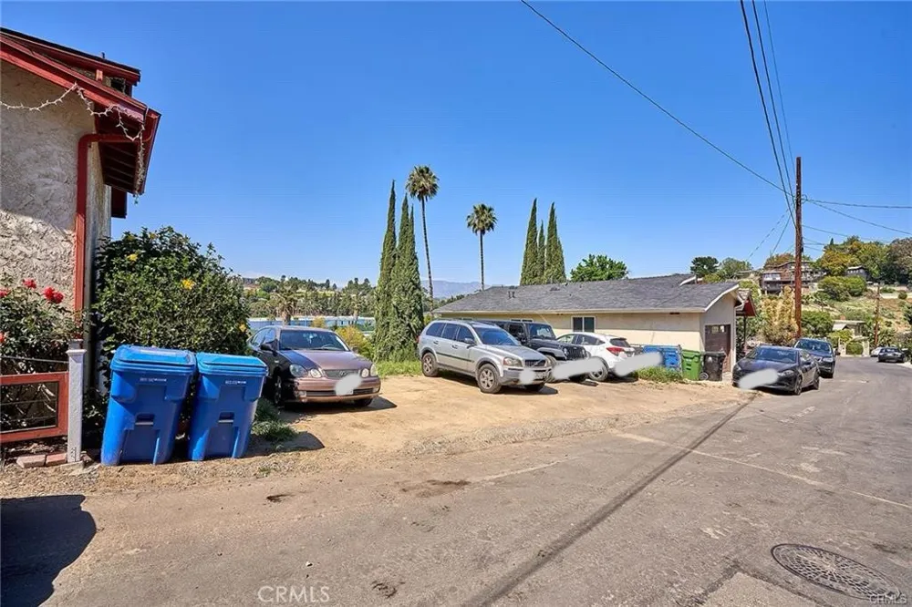 3625 Mimosa Drive Los Angeles, CA 90065