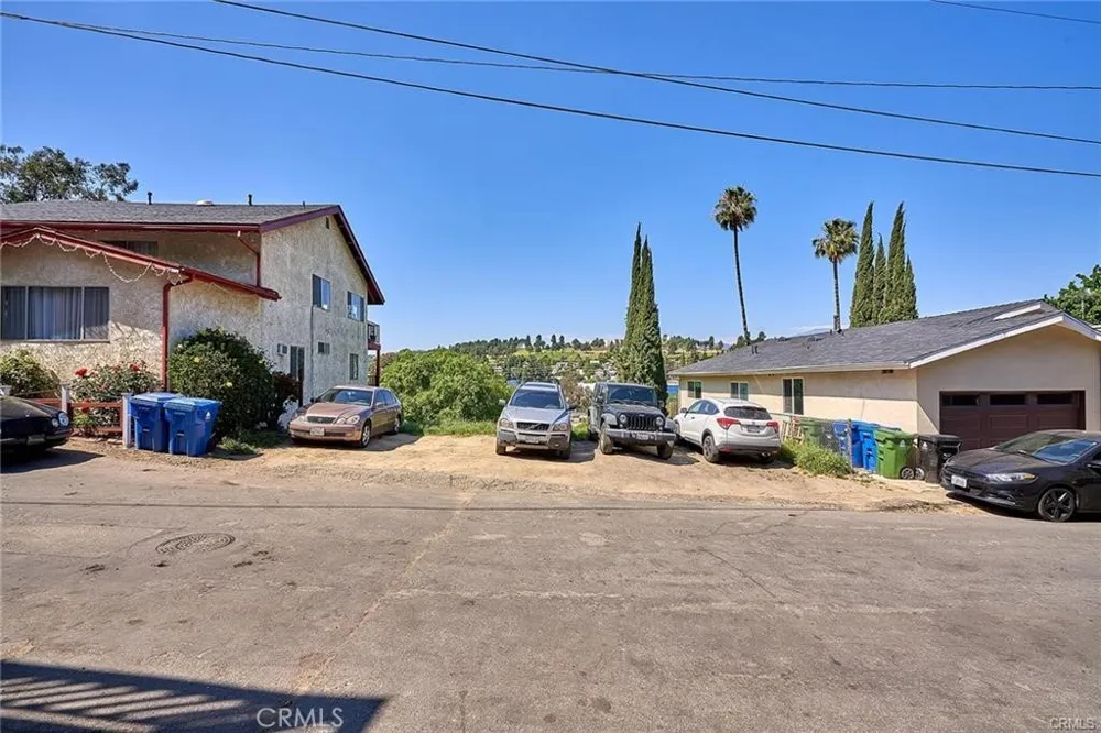 3625 Mimosa Drive Los Angeles, CA 90065